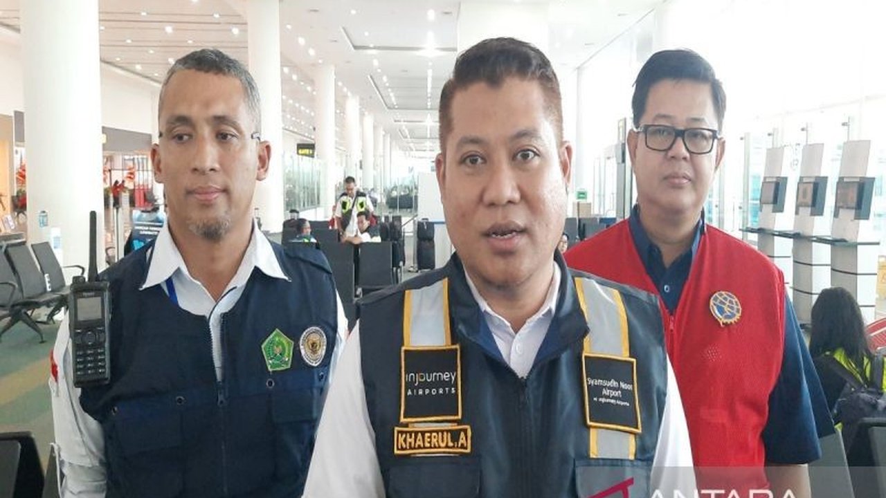 Bandara Syamsudin Noor Banjarmasin berupaya mendapatkan kembali status internasional untuk membuka rute penerbangan langsung ke Malaysia dan Singapura, memenuhi permintaan tinggi masyarakat Kalimantan Selatan.