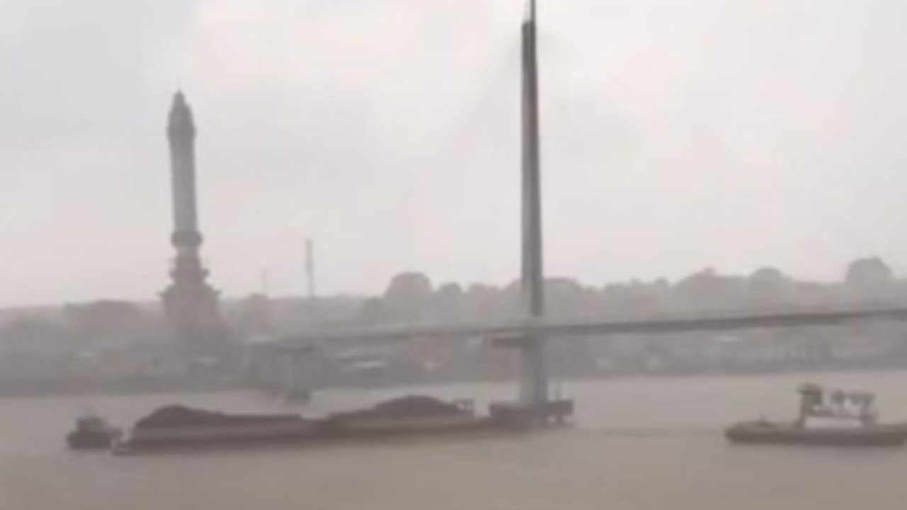 Tongkang Tabrak Jembatan Gentala Arasy Jambi, Ditpolairud Selidiki