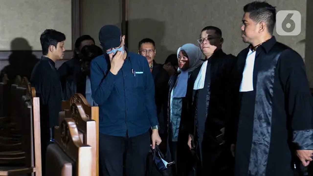 Momen Hakim Heru Hanindyo Divonis 10 Tahun Penjara Terkait Kasus Vonis Bebas Ronald Tannur.