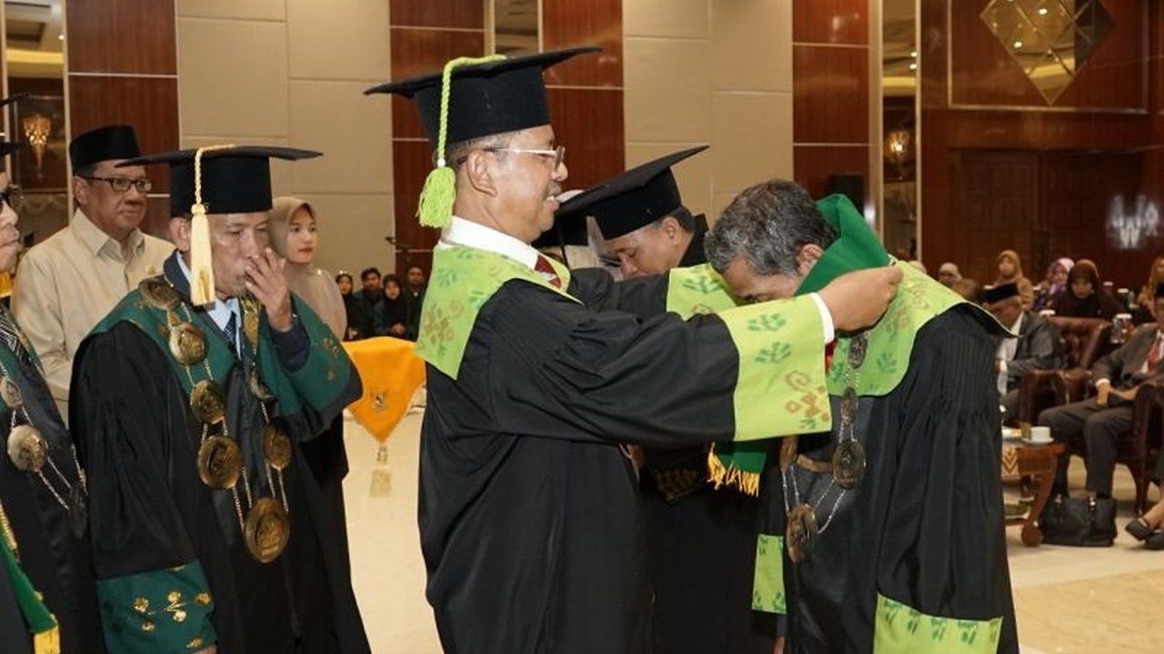 UIN Datokarama Palu di Sulawesi Tengah menargetkan peningkatan jumlah guru besar menjadi 18 orang pada 2027 untuk meningkatkan kualitas akademik dan meraih akreditasi unggul.