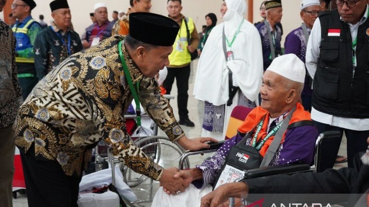 PPIH Embarkasi Medan meminta jamaah calon haji Sumut menganggap tahun ini sebagai haji terakhir karena daftar tunggu mencapai 21 tahun dan diperkirakan menjadi 40 tahun pada 2035.