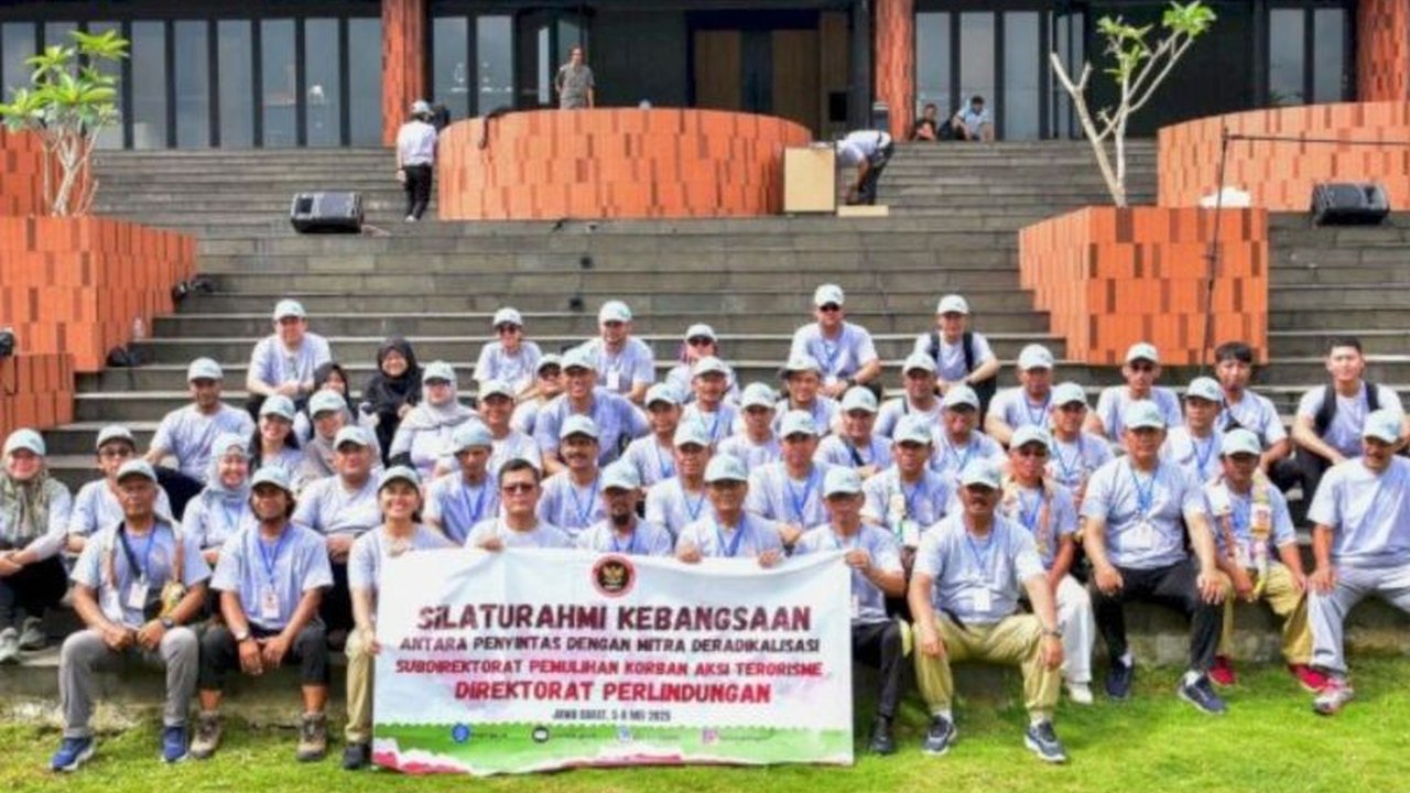 BNPT memanfaatkan program Silaturahmi Kebangsaan sebagai pendekatan humanis untuk deradikalisasi dan memperkuat kesiapsiagaan nasional, melibatkan penyintas dan mantan narapidana terorisme.