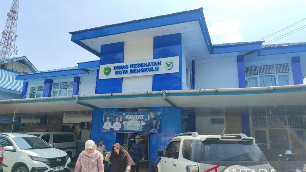 Pemerintah Kota Bengkulu menargetkan eliminasi stunting dengan berbagai strategi dan anggaran Rp2,7 miliar, ditunjang penurunan prevalensi signifikan dari 12,9 persen menjadi 6,7 persen.