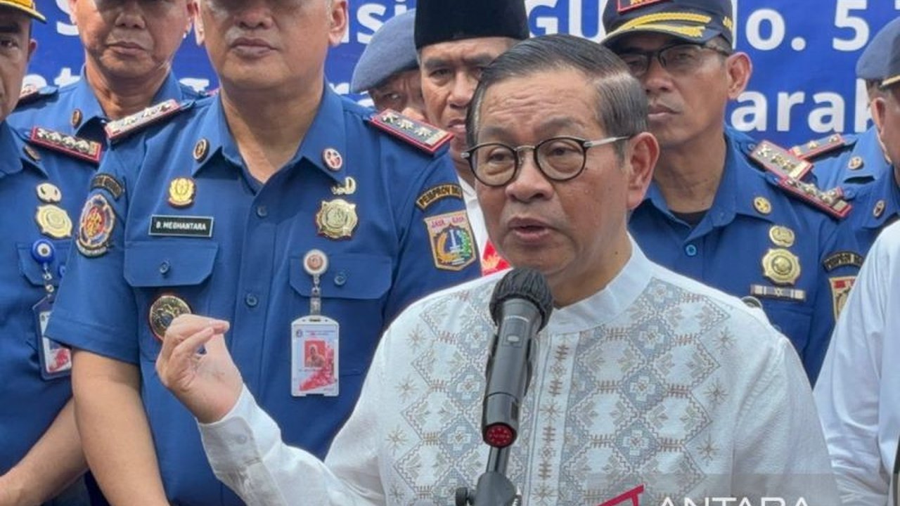 Pemerintah Provinsi DKI Jakarta membuka 1.000 lowongan petugas pemadam kebakaran untuk memenuhi kebutuhan ideal dan meningkatkan layanan kepada masyarakat.