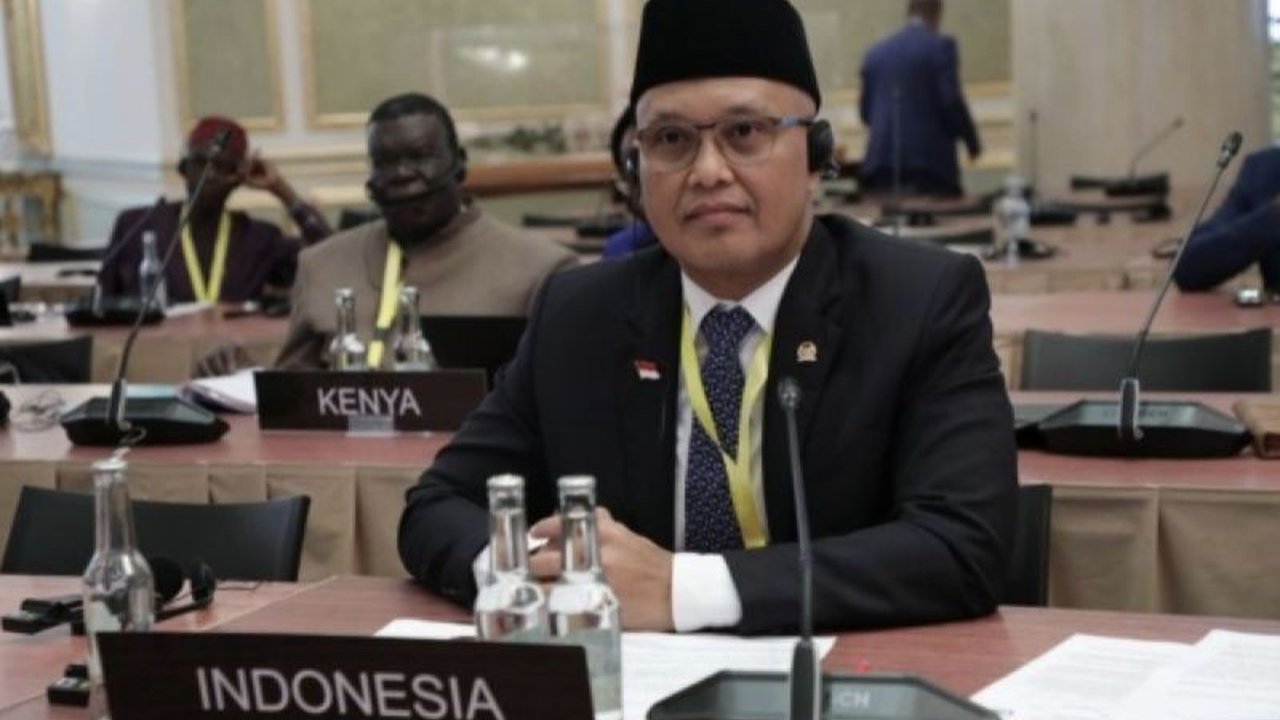 Anggota Komisi I DPR RI, Sukamta, mendorong pemerintah Indonesia untuk menjadi penengah konflik India-Pakistan yang tengah memanas, memanfaatkan hubungan baik dengan kedua negara.