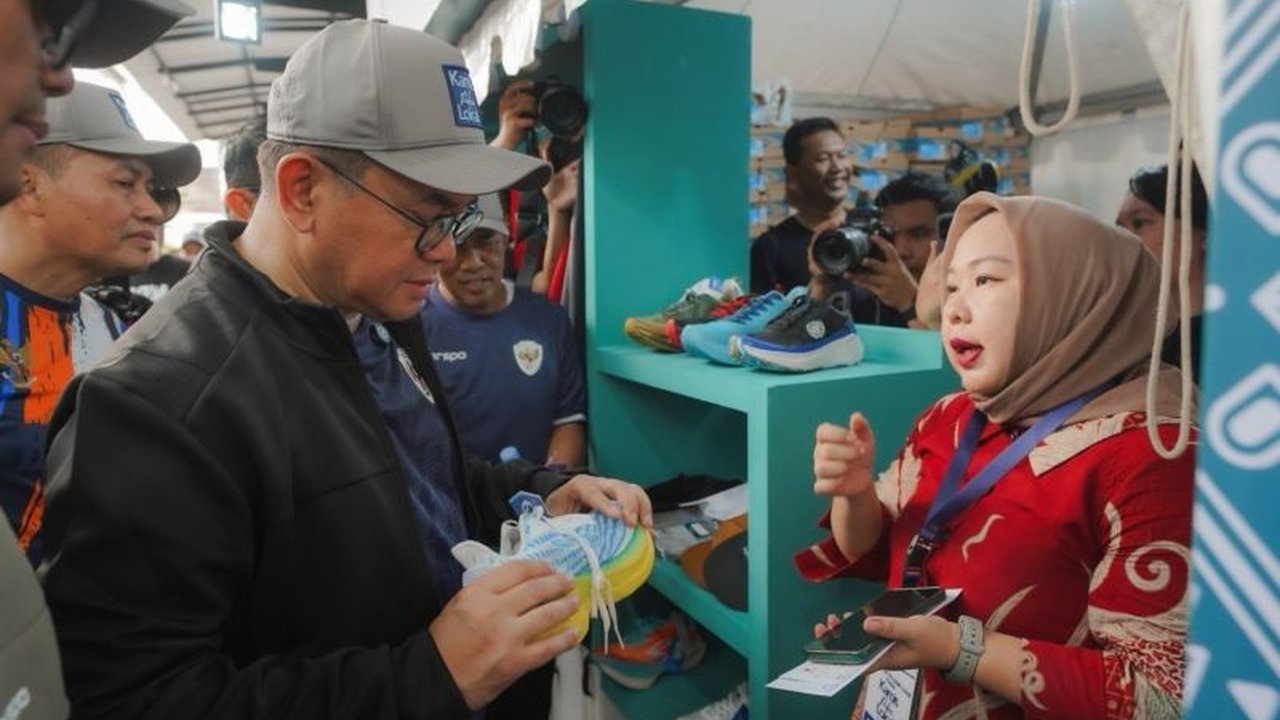 Kementerian Perdagangan mencatat transaksi bisnis UMKM mencapai Rp722,76 miliar pada April 2025 melalui kegiatan business matching,  mendorong optimisme peningkatan ekspor.