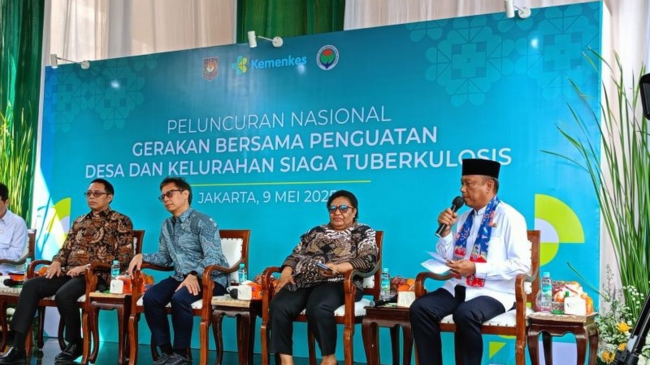 Wali Kota Jaktim, Munjirin, mengajak seluruh lapisan masyarakat dan instansi Pemkot Jaktim untuk berpartisipasi aktif dalam program Kampung Siaga TBC guna menekan angka penderita TBC di Jakarta Timur.
