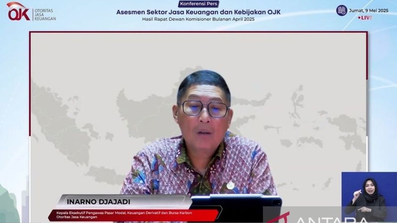 Otoritas Jasa Keuangan (OJK) menilai prospek IPO perbankan, terutama BPD dan BPR, masih positif di 2025, meskipun tantangan ekonomi global perlu diwaspadai; Bank DKI diharapkan segera melakukan IPO.
