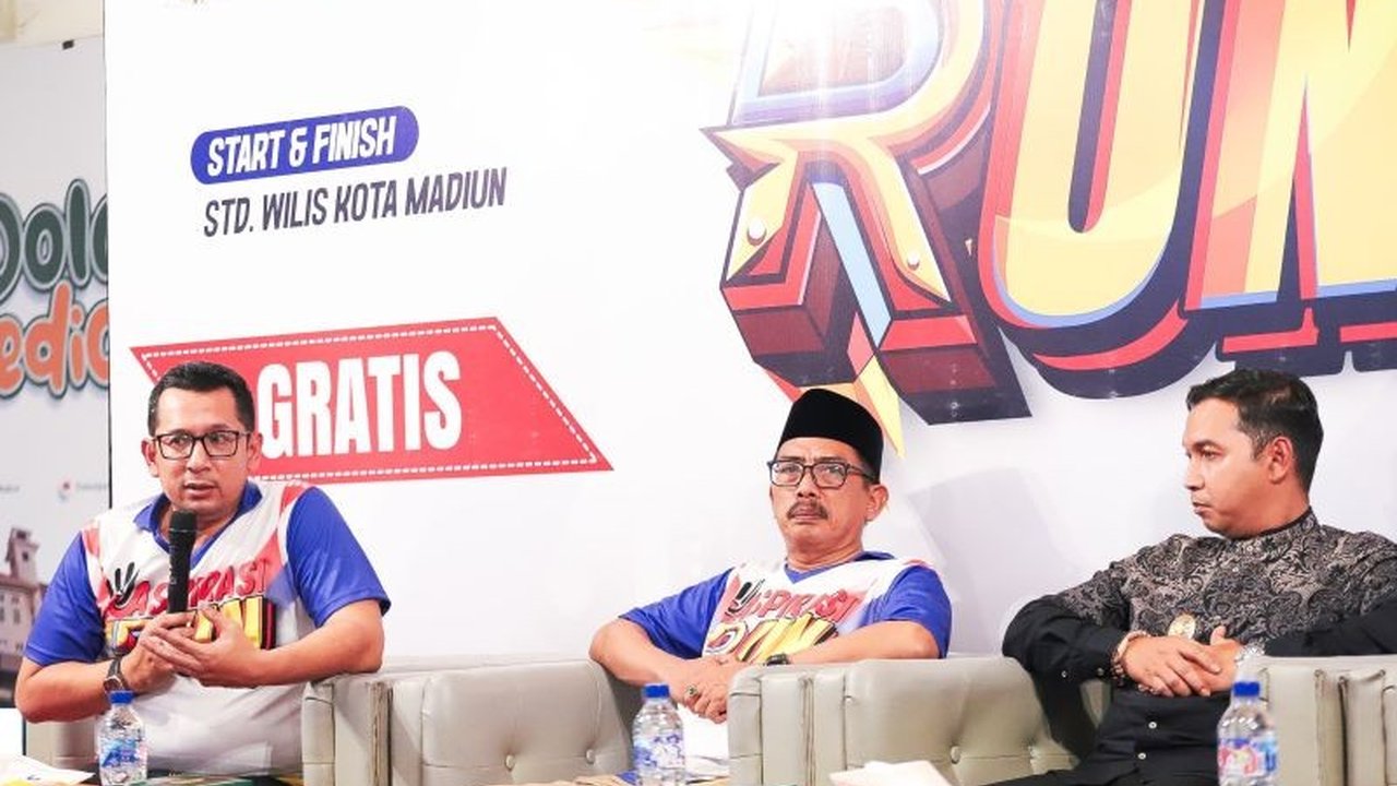 DPRD Jawa Timur menggelar Aspirasi Run 2025 di Madiun, mengajak warga menyalurkan aspirasi dengan cara yang unik dan berhadiah.