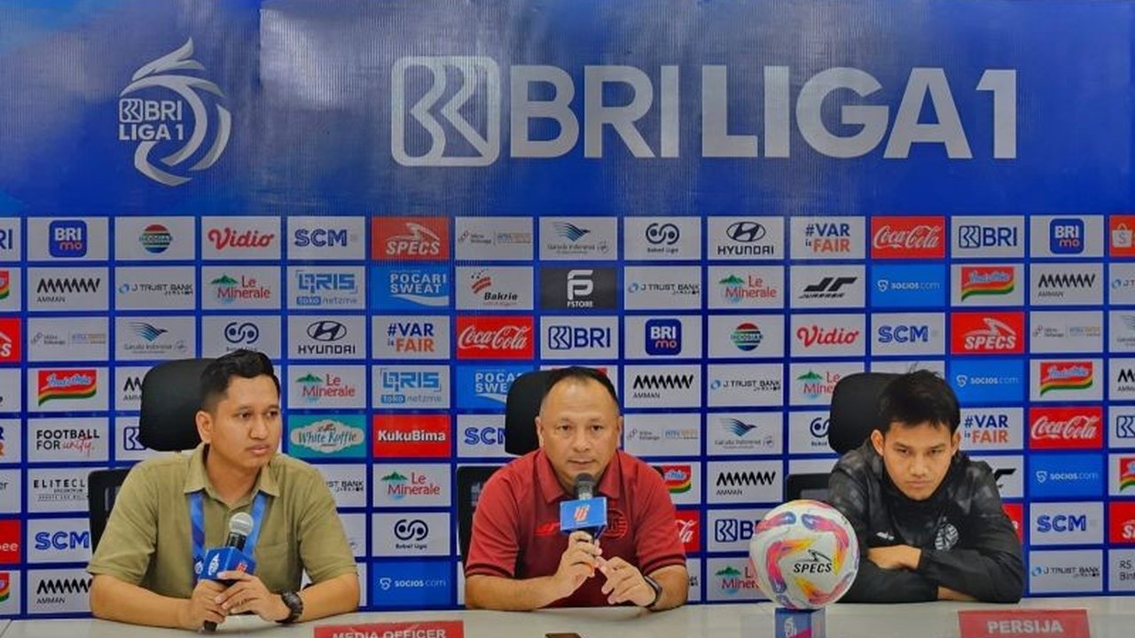 Pelatih sementara Persija, Ricky Nelson, memilih untuk tidak berkomentar mengenai unggahan Instagram Story beberapa pemain Persija jelang laga melawan Bali United, meskipun unggahan tersebut memicu berbagai spekulasi.