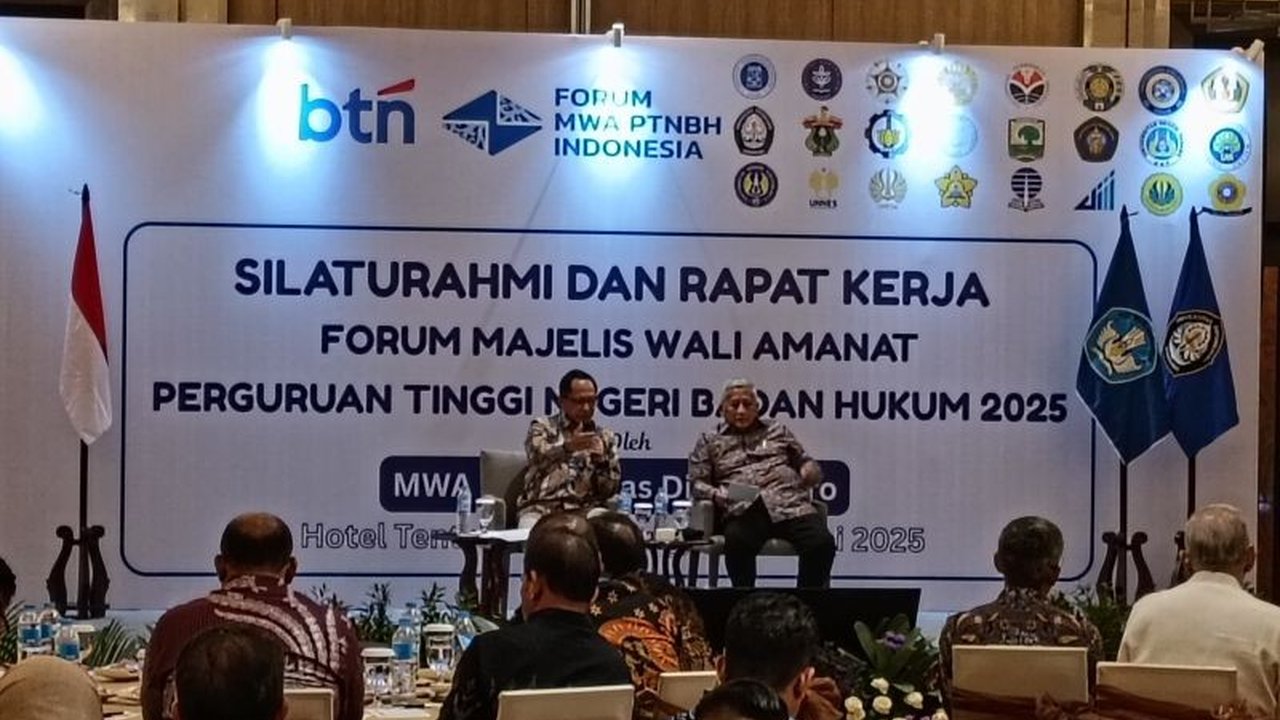 Mendagri Tito Karnavian memberi lampu hijau bagi pemerintah daerah untuk memberikan dana hibah kepada perguruan tinggi, meskipun pengelolaan pendidikan tinggi berada di bawah pemerintah pusat, guna mendorong kerja sama dan hilirisasi riset.