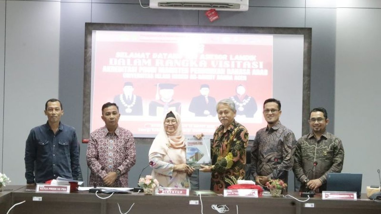 Program Magister Pendidikan Bahasa Arab (PBA) UIN Ar-Raniry Banda Aceh berhasil meraih akreditasi Unggul dari LAMDIK dengan nilai 375,  menandai komitmen kampus menuju universitas kelas dunia.