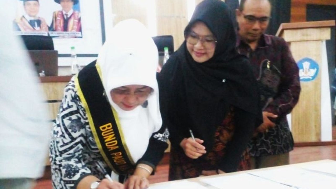 Pemerintah Kabupaten Pinrang berkolaborasi dengan Forkasi Makassar untuk meningkatkan kualitas pendidikan anak berkebutuhan khusus (ABK) melalui Nota Kesepahaman (MoU) dan workshop pendidikan inklusi.
