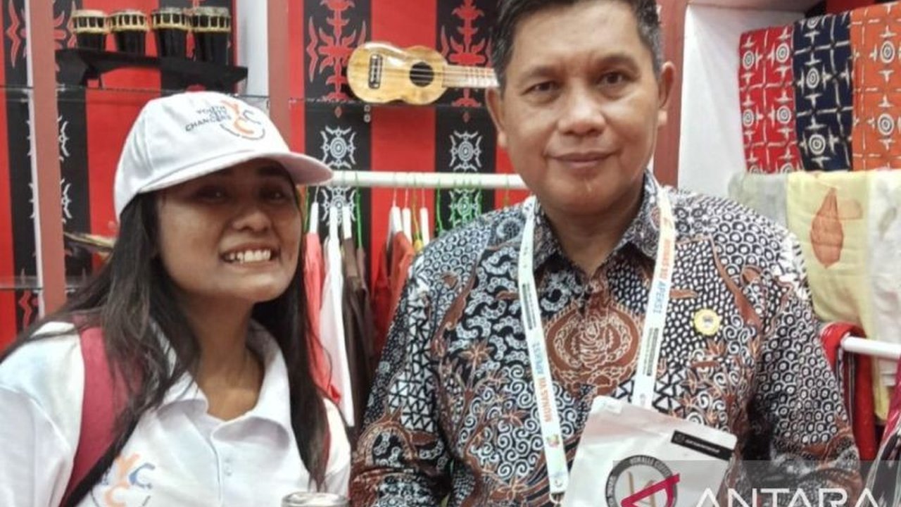 Pemerintah Kota Ambon menampilkan beragam budaya dan UMKM unggulannya dalam pameran Apeksi di Surabaya, Jawa Timur, guna memperkuat ekonomi kreatif dan menjalin sinergi antar daerah.