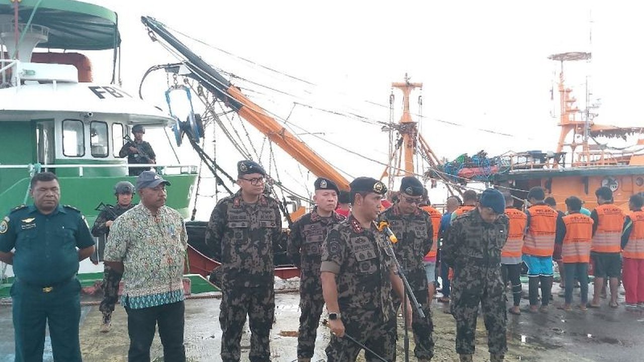 Kementerian Kelautan dan Perikanan (KKP) berhasil menangkap dua kapal ikan asing ilegal asal Filipina di perairan Biak, Papua, dengan kerugian negara ditaksir mencapai Rp50,4 miliar.