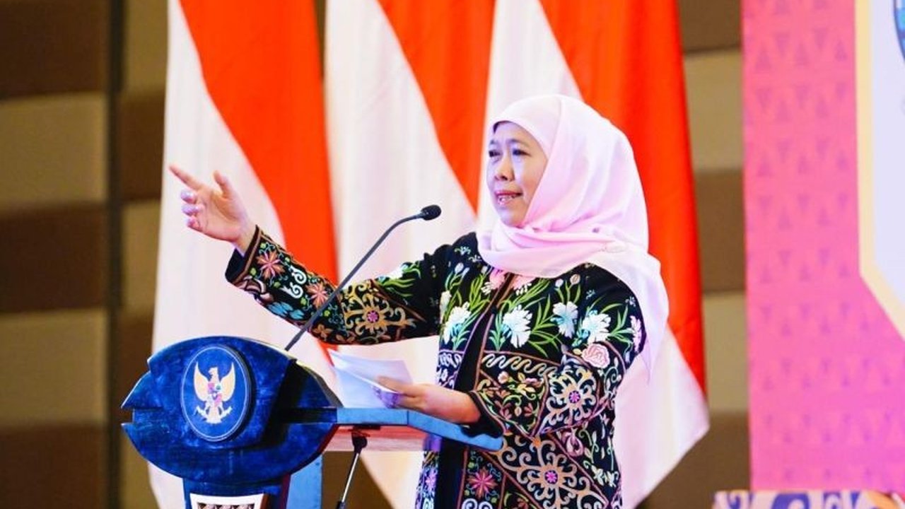 Jawa Timur resmi menyandang status ODF 100 persen, menjadi provinsi kelima di Indonesia yang bebas dari kebiasaan buang air besar sembarangan, sebuah pencapaian luar biasa dalam upaya peningkatan kesehatan masyarakat.