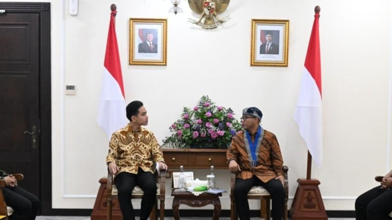 Wapres Gibran Rakabuming Raka menekankan pentingnya peran generasi muda dalam pembangunan nasional, khususnya dalam memberikan masukan untuk memperkuat program pemerintah dan mewujudkan Indonesia Emas 2045.