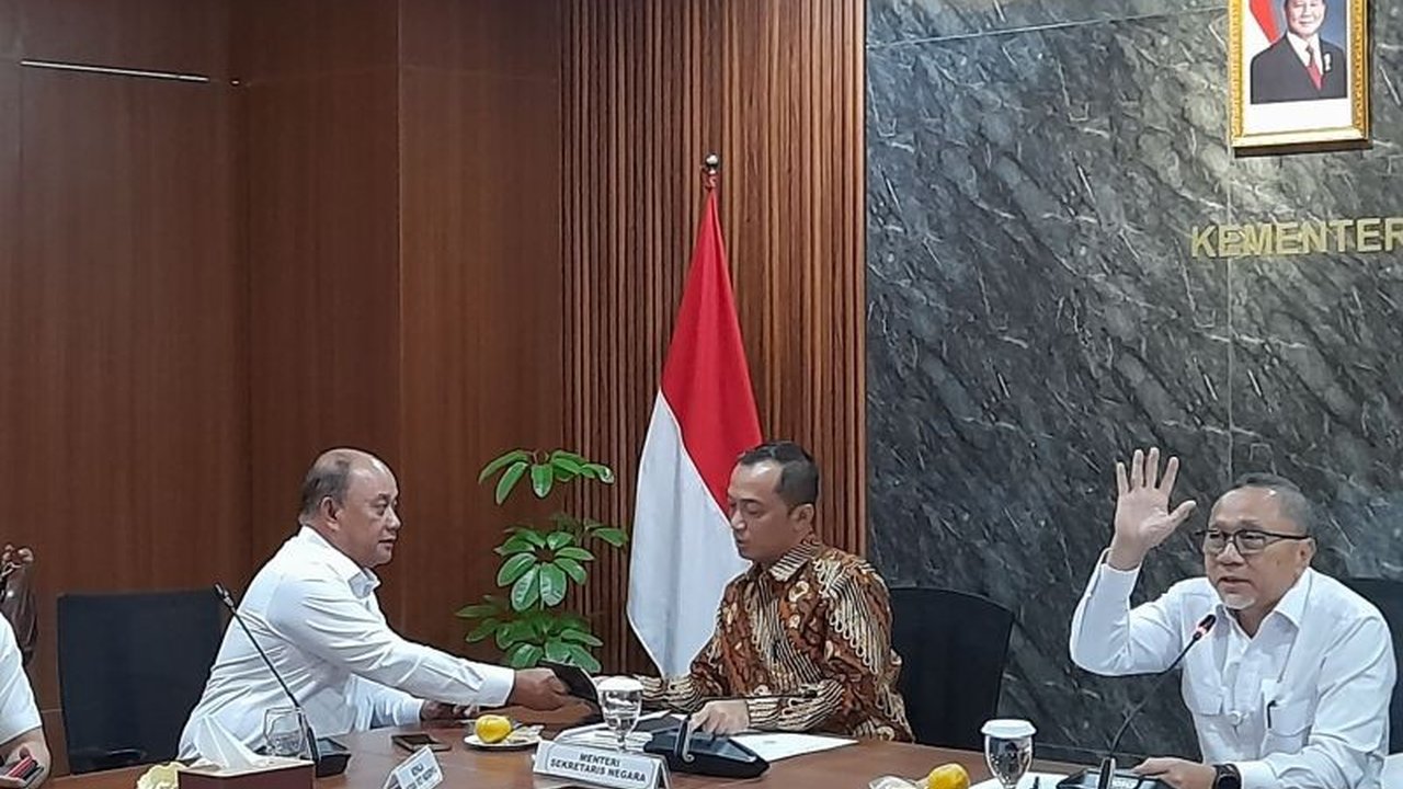 Kepala BGN, Dadan Hindayana, mengonfirmasi pembahasan Perpres hak keuangan pegawai dan percepatan Program Makan Bergizi Gratis (MBG) bersama Mensesneg, didorong oleh Presiden Prabowo Subianto.