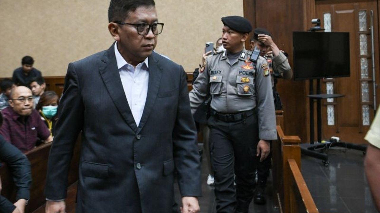 Dua penyidik KPK dihadirkan sebagai saksi dalam sidang Hasto Kristiyanto untuk membuktikan dakwaan terkait pasal 21 UU Tipikor, yang mengatur tentang  merintangi penyidikan kasus korupsi Harun Masiku.