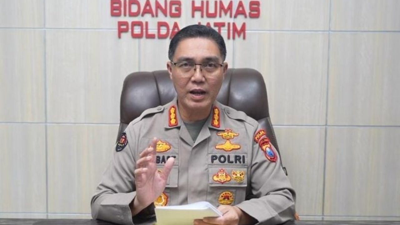 Polda Jatim berhasil mengungkap 224 kasus premanisme dalam operasi selama sepekan, dengan berbagai jenis kejahatan dan ratusan tersangka yang telah diamankan.