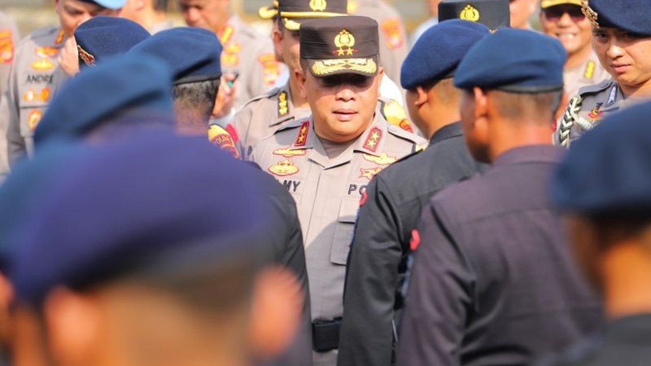 Operasi Pekat Krakatau 2025 Polda Lampung berhasil mengungkap 166 kasus penyakit masyarakat, termasuk premanisme, perjudian, dan narkoba, melampaui target awal.
