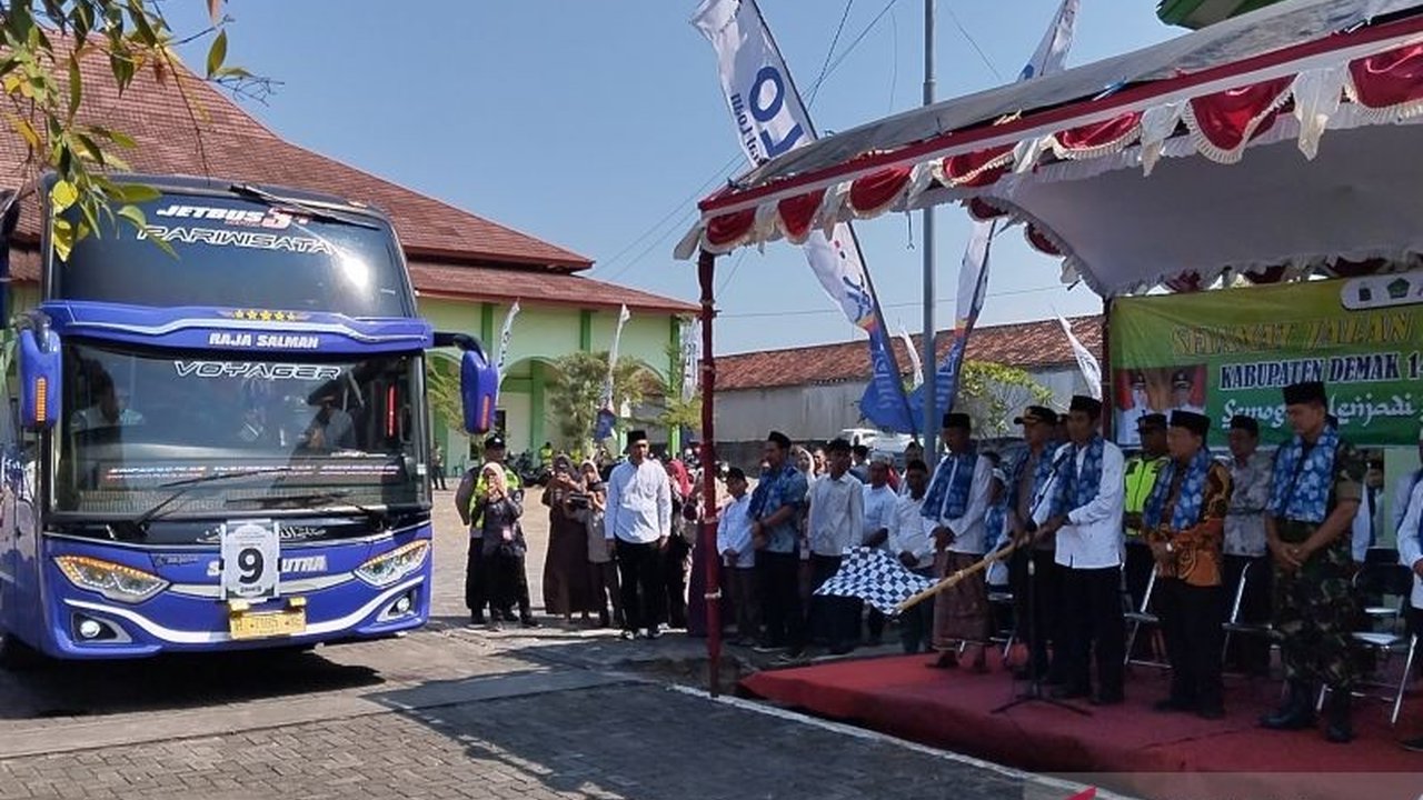 Demak Berangkatkan 1.568 Jemaah Haji, Kuota Terbanyak di Jateng