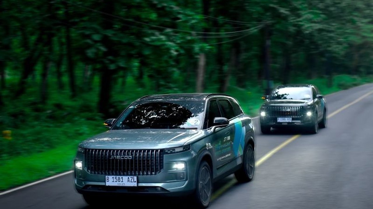 Mobil JAECOO J7 SHS berhasil mendapatkan rating keselamatan bintang lima dari Euro NCAP, menjadikannya salah satu Plug-in Hybrid Electric Vehicle (PHEV) teraman di dunia dengan fitur keamanan dan performa hybrid yang mumpuni.