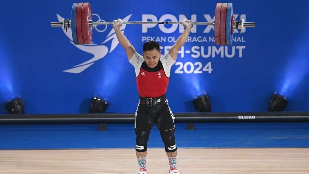 Eko Yuli Irawan, peraih emas PON 2024, mencatat total angkatan 296kg di Kejuaraan Asia 2025, di bawah pencapaian sebelumnya,  tetapi tetap unggul di grupnya.