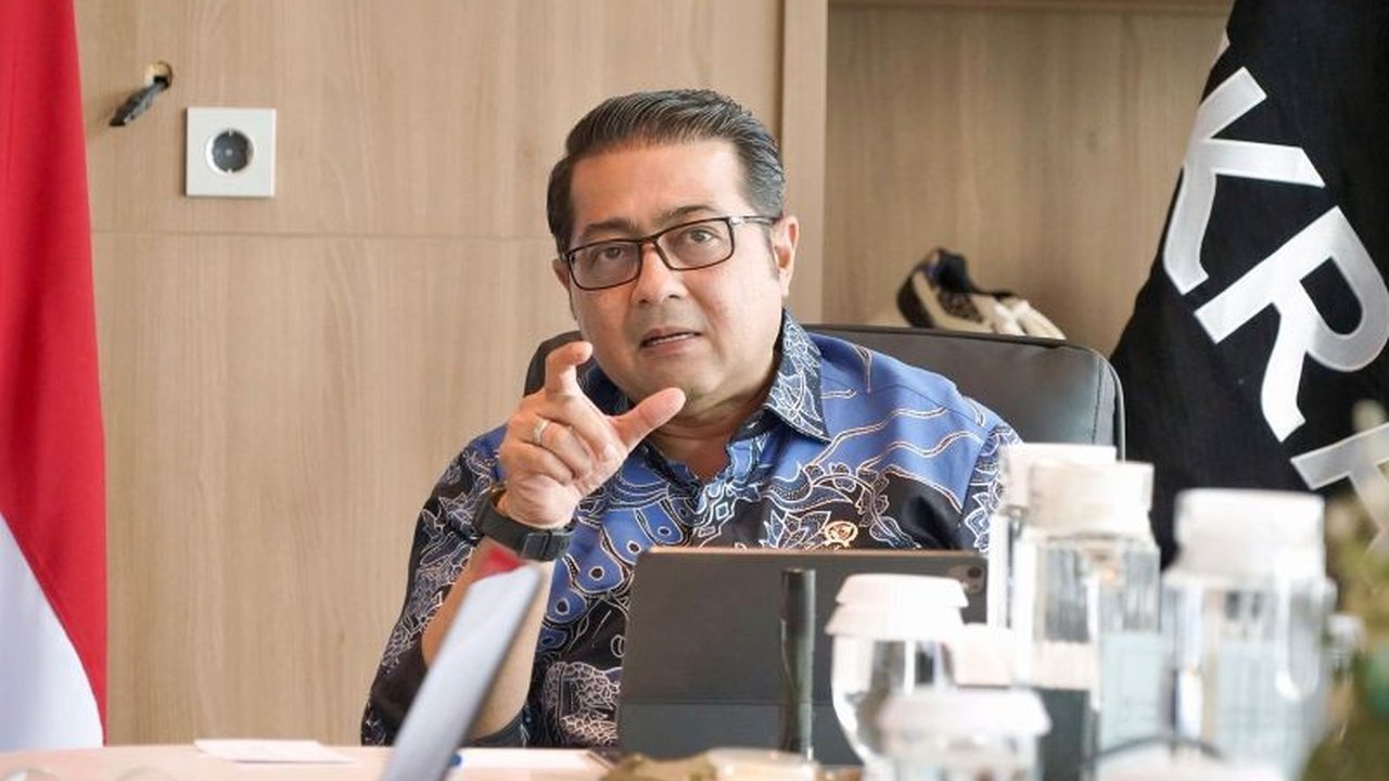 Menparekraf Teuku Riefky Harsya melihat kuliner sebagai alat diplomasi ampuh, mendorong kolaborasi untuk memajukan industri kuliner Indonesia di pasar internasional.