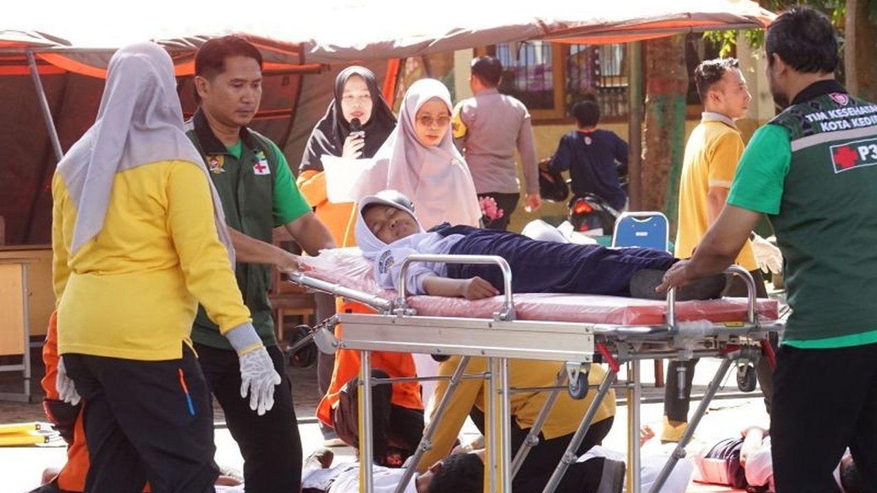 Pemerintah Kota Kediri memberikan apresiasi tinggi kepada Tim SPAB SMPN 6 atas kesiapsiagaan dan ketanggapan mereka dalam menghadapi bencana, terbukti dalam simulasi yang dilakukan bersama BPBD Kota Kediri.