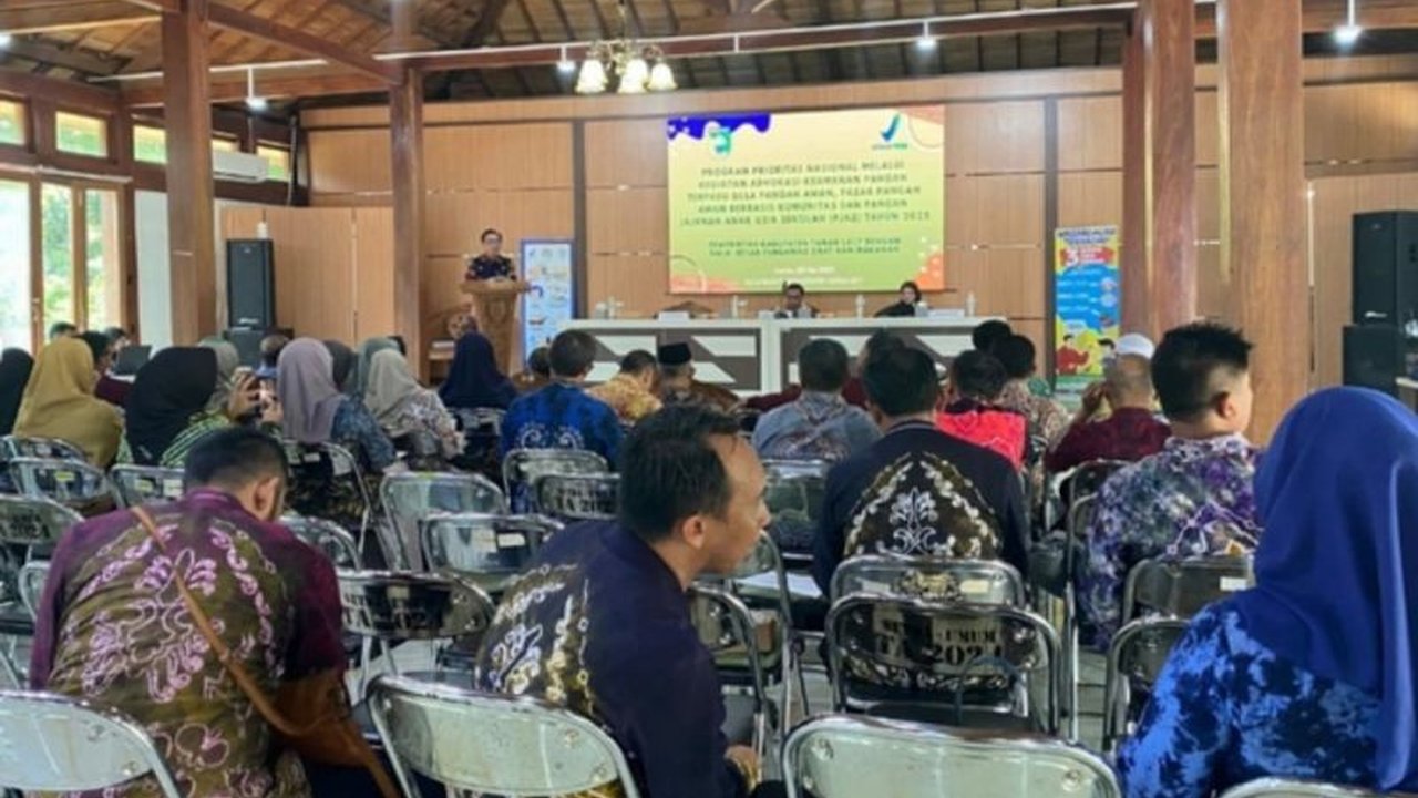 Pemerintah Kabupaten Tanah Laut berkolaborasi dengan BPOM Banjarbaru dalam program advokasi keamanan pangan terpadu untuk melindungi masyarakat dari pangan berbahaya.