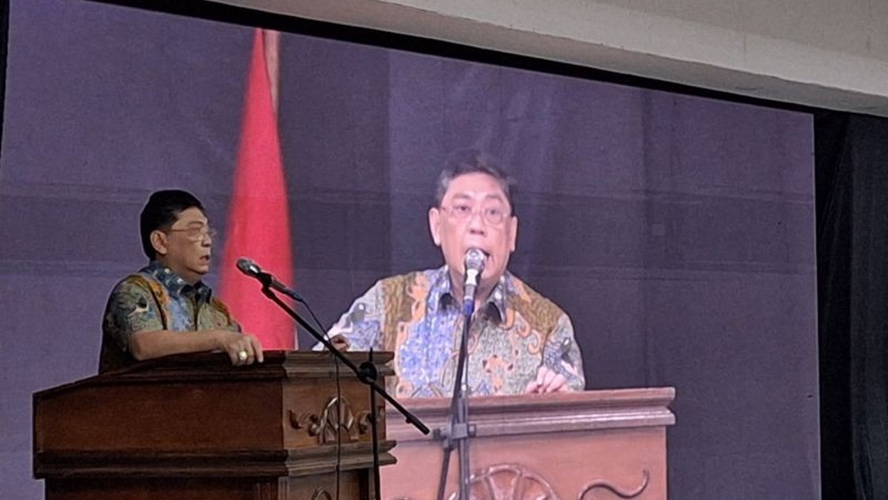 Sebanyak 376 pecatur dari sembilan negara dan 28 provinsi di Indonesia bersaing memperebutkan poin peringkat FIDE (ELO rating) dalam turnamen JAPFA Fide Rated 2025 di Jakarta.