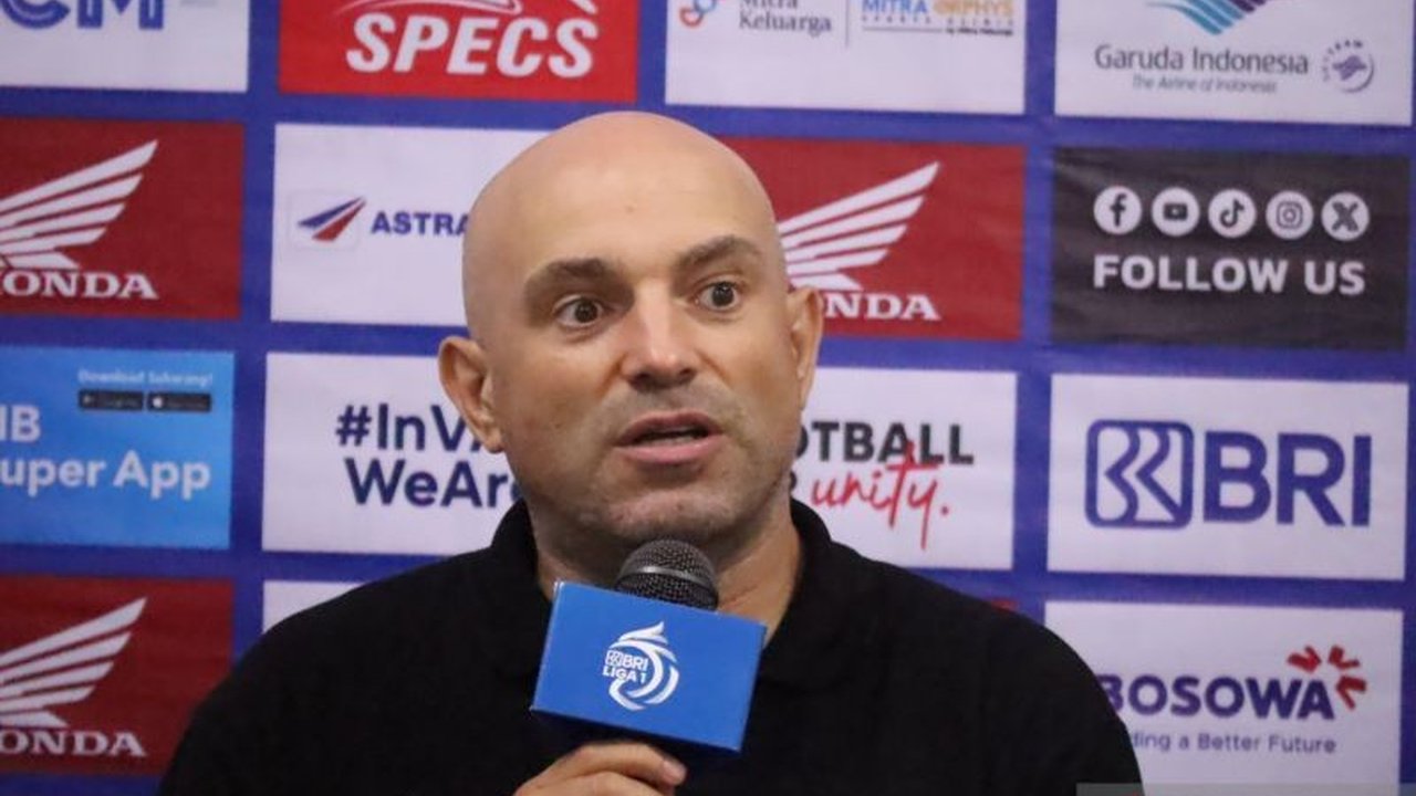 Pelatih PSM Makassar, Bernardo Tavares, konsisten memberikan kepercayaan kepada pemain muda dan strategi tersebut membuahkan hasil positif dalam pertandingan melawan Maluku United.