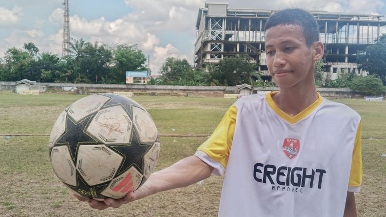 Ratusan remaja di Sumatera Selatan mengikuti seleksi ketat Elite Pro Academy (EPA) Sriwijaya FC U-20, memperebutkan 30 posisi di tim utama.