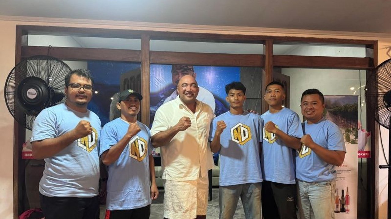Made Jacklin ND, petinju muda Bali, akan mewakili Indonesia di Kejuaraan Tinju Asia U22 di Sri Lanka, membawa harapan besar untuk meraih prestasi internasional.