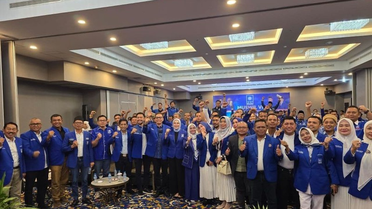 Ketua Umum PAN, Zulkifli Hasan, mengajak kadernya di Sulawesi Tenggara untuk menjunjung tinggi musyawarah mufakat dalam Muswil PAN, menekankan kekompakan dan kerja keras demi partai dan bangsa.