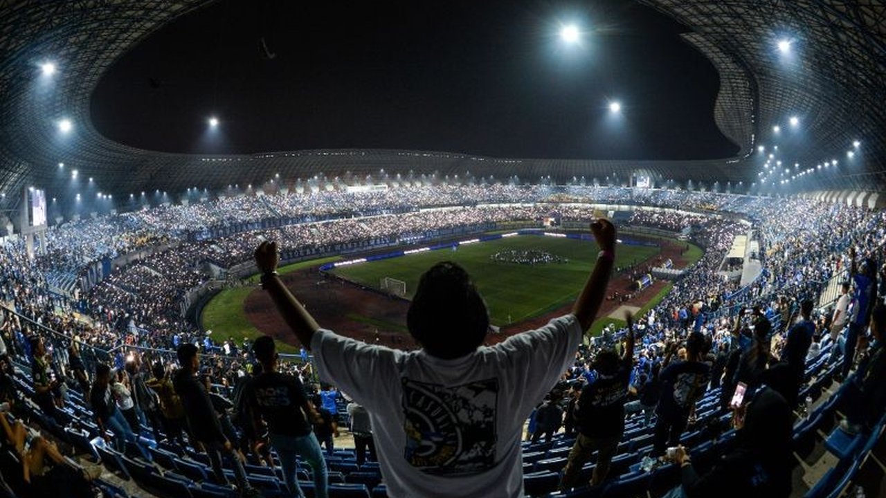 JUARA DEUI! Persib Bandung Raih Gelar Liga 1 Dua Musim Berturut-turut