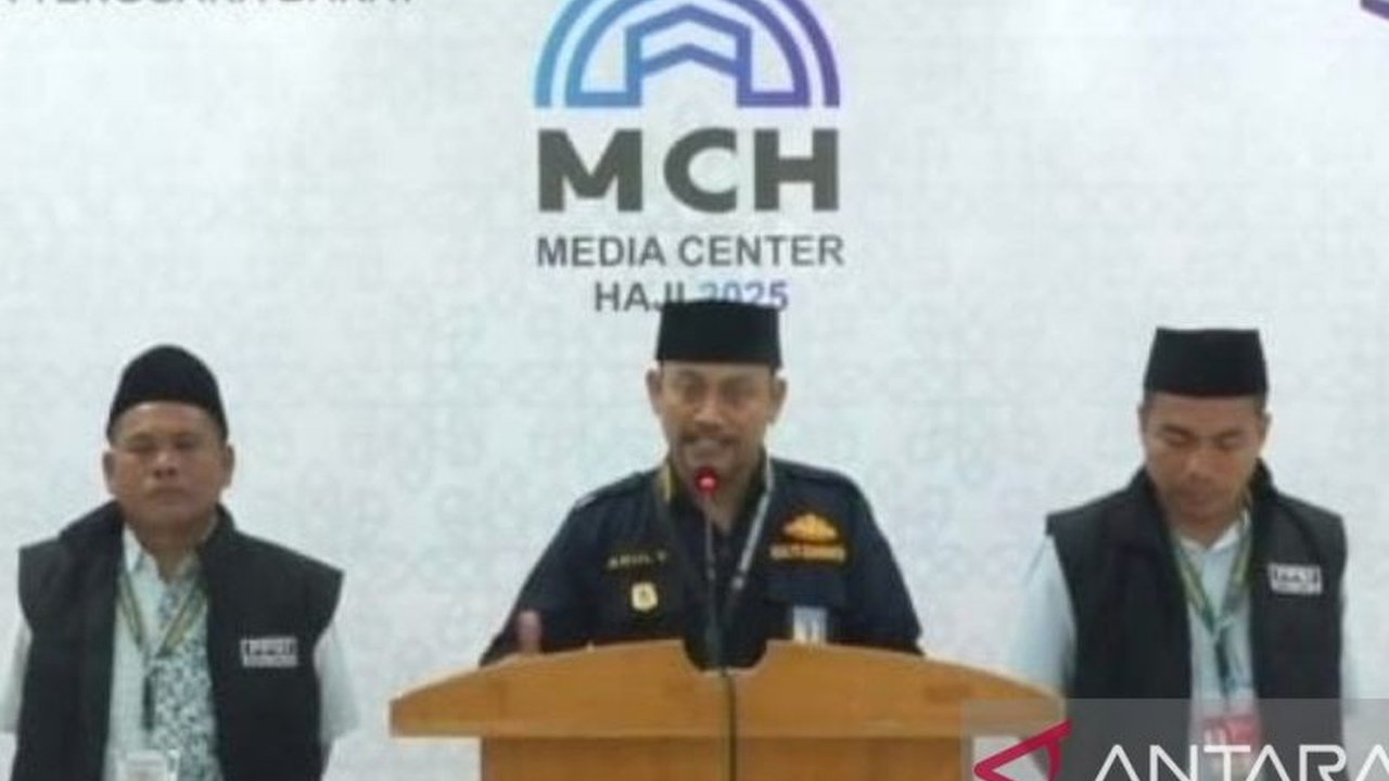 Seorang calon haji dari Lombok Timur, NTB, meninggal dunia di Arab Saudi akibat batuk darah, menambah jumlah total jamaah haji NTB yang meninggal menjadi tiga orang.