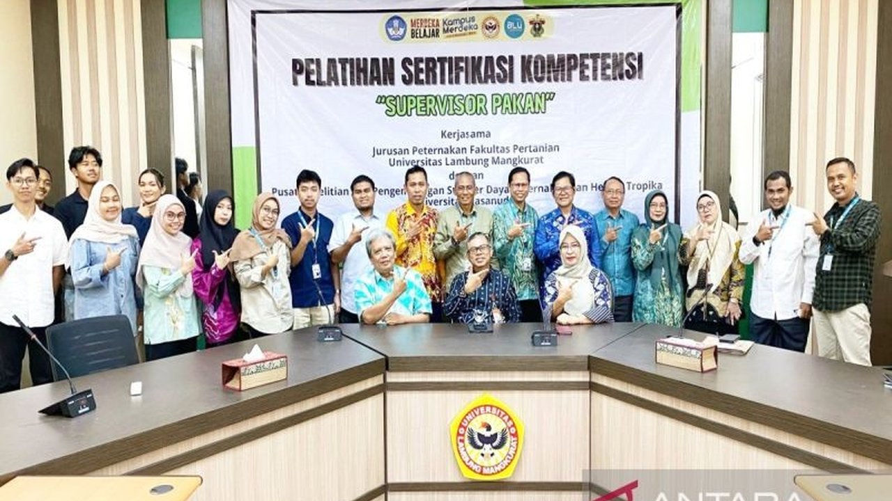 Universitas Lambung Mangkurat (ULM) menggelar sertifikasi supervisor pakan untuk meningkatkan kompetensi tenaga pendidik dan populasi ternak di Kalimantan Selatan, mengatasi tantangan utama keterbatasan pasokan daging.