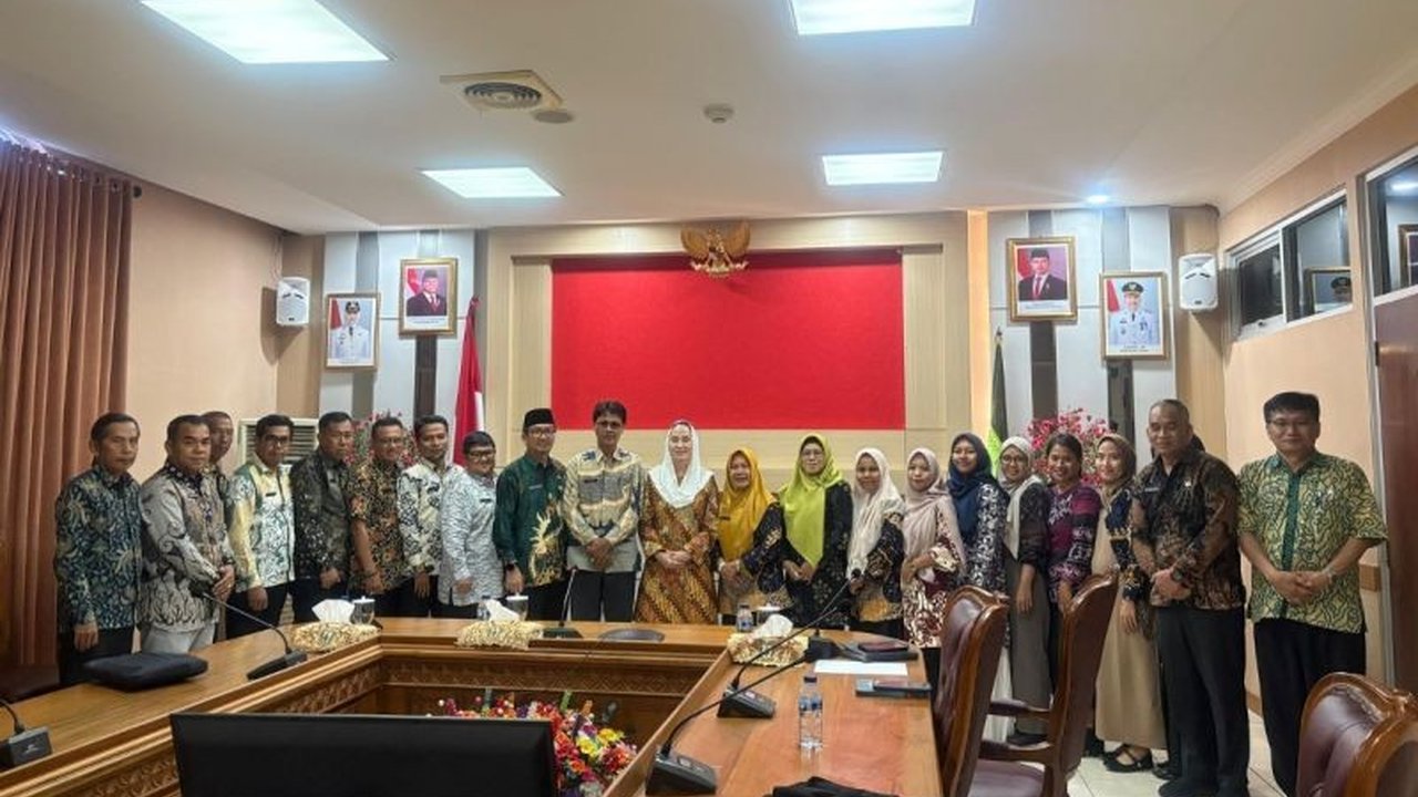 Pemkab Natuna mendapatkan kuota 20 beasiswa jalur afirmasi di Politeknik Batam untuk putra-putri daerah melalui program ADik Kemendiktiristek, kesempatan emas bagi generasi muda Natuna!