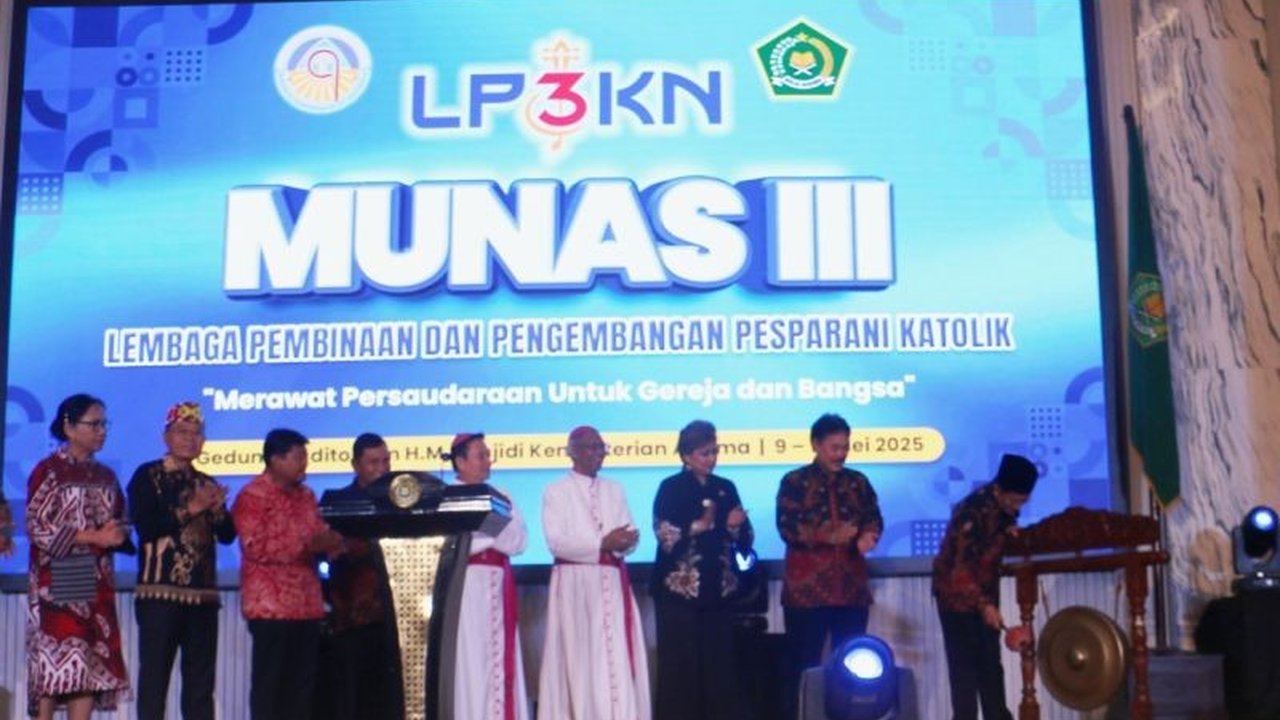 Menteri Agama berharap Pesparani dapat memperkuat spiritualitas umat dan menjadi media penyucian jiwa di tengah tantangan globalisasi.