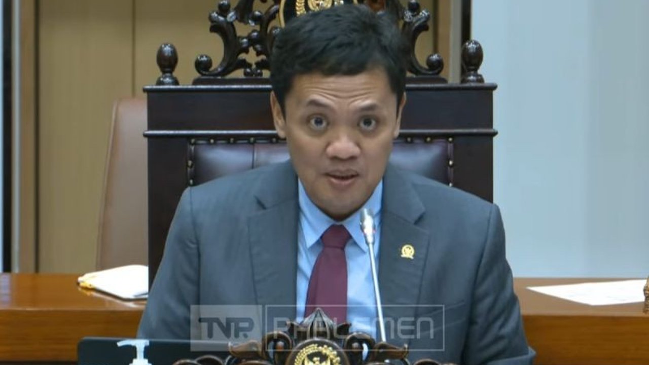 DPR Ajukan Penangguhan Penahanan Mahasiswi ITB Tersangka Kasus Meme Presiden