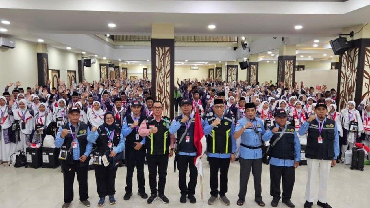 786 Jemaah Haji Maluku Utara Berangkat ke Tanah Suci dalam Dua Kloter