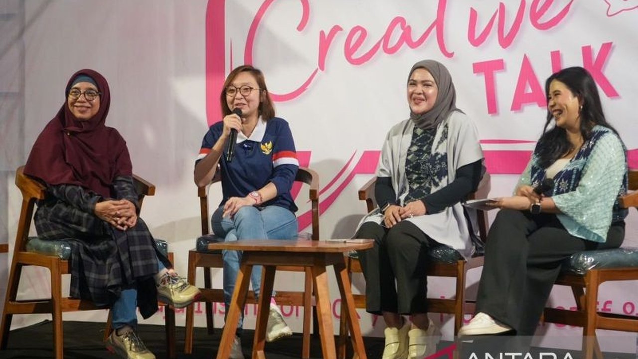 Wakil Menteri Ekonomi Kreatif (Wamenekraf) Irene Umar mengunjungi Lombok dan memberikan dukungan penuh terhadap pemberdayaan perempuan dalam sektor ekonomi kreatif, khususnya melalui komunitas Lombok Womenpreneur Club.