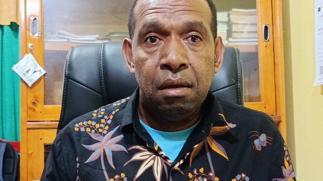 Badan Kepegawaian Daerah dan Pengembangan Sumber Daya Manusia (BKDPSDM) Kabupaten Jayawijaya menyerahkan 19 SK Pelaksana Tugas (Plt) eselon II dan III, sebagai bagian dari transformasi pengelolaan pemerintahan.