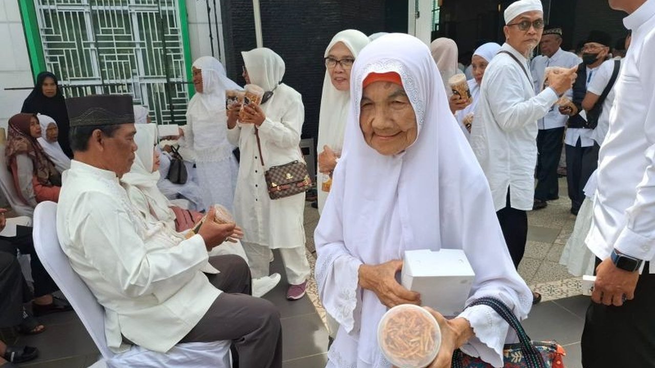 Pemkot Jambi Bekali Calon Haji dengan Sambal UMKM Lokal