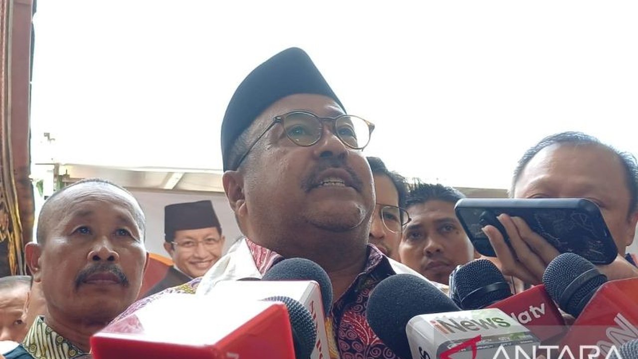 Pemerintah Provinsi DKI Jakarta tegaskan komitmen melibatkan masyarakat dan FKUB dalam pembangunan rumah ibadah, ditandai dengan lancarnya perayaan Waisak 2025 dan toleransi antar umat beragama yang tinggi di Jakarta.