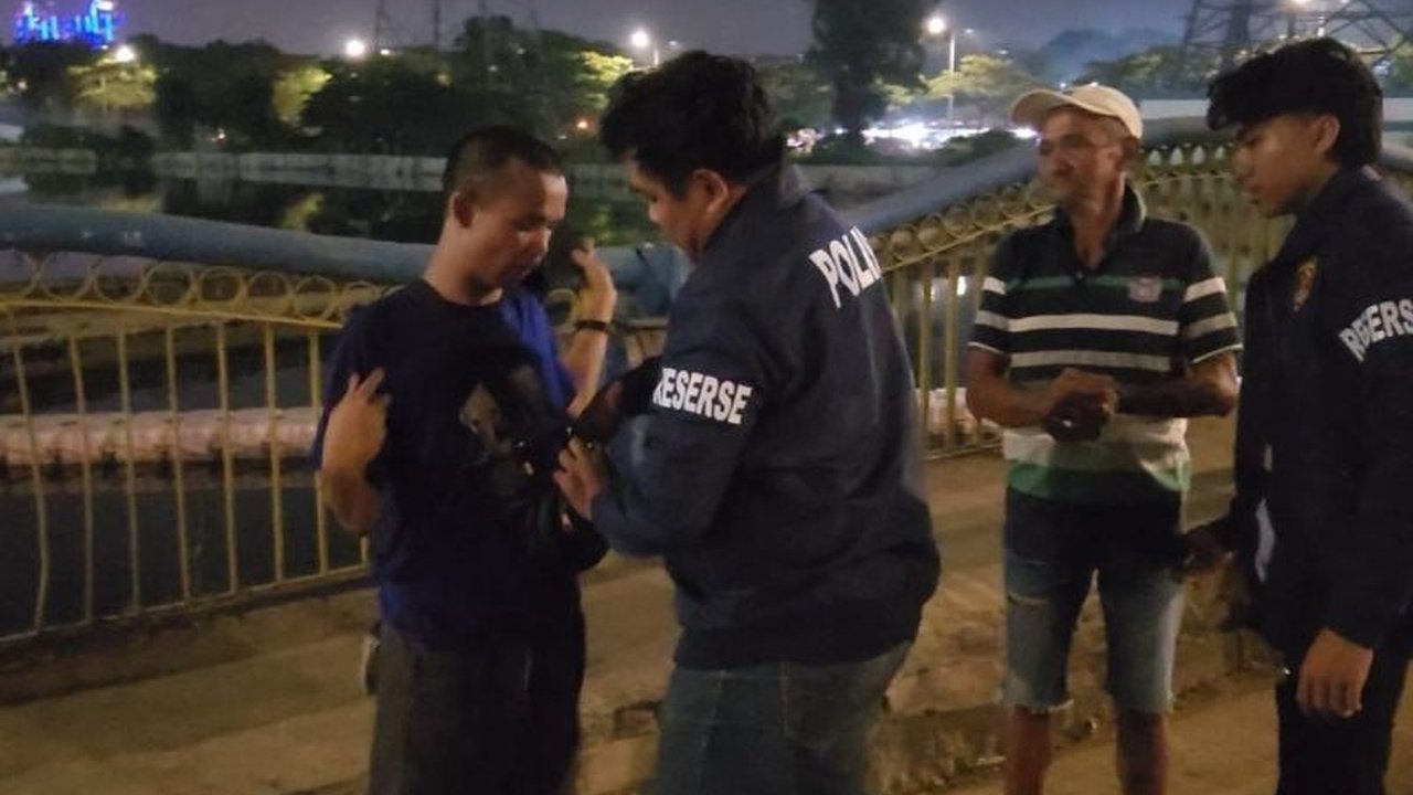 Polres Pelabuhan Tanjung Priok luncurkan Operasi Berantas Jaya 2025 untuk memberantas premanisme dan menciptakan kamtibmas yang kondusif di kawasan Pelabuhan Tanjung Priok.