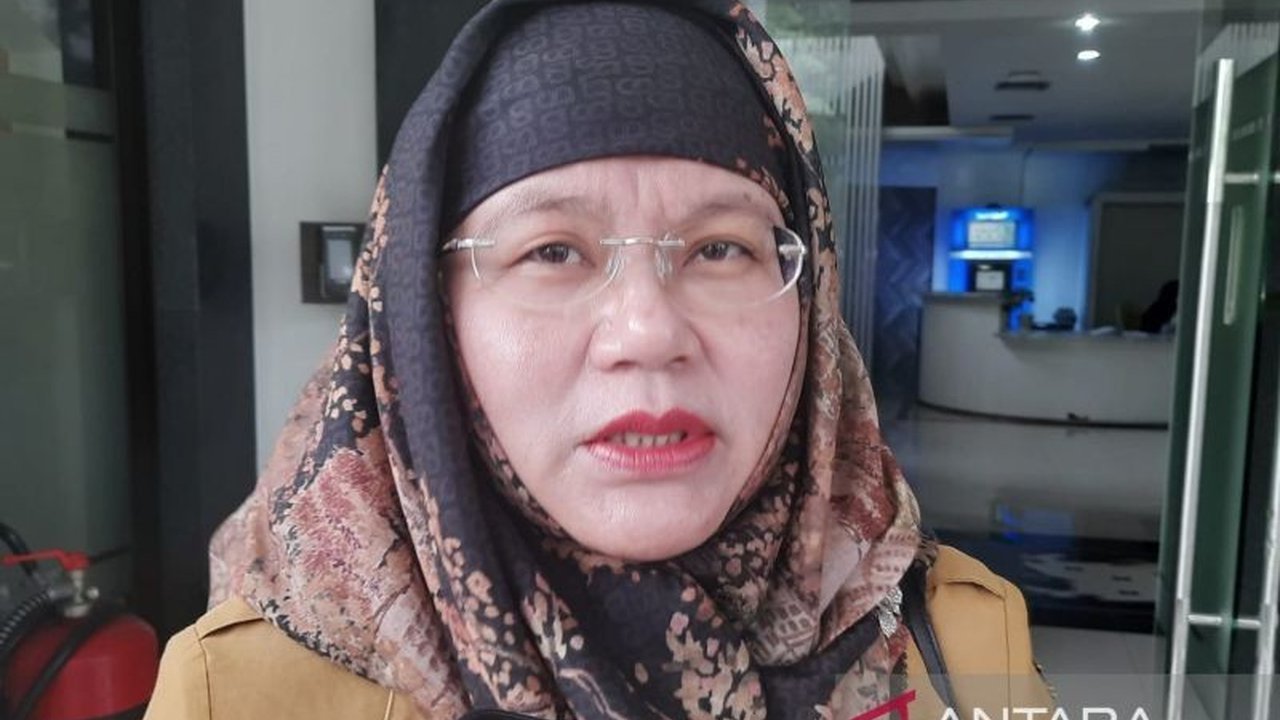 Sebanyak 13 korban meninggal akibat ledakan amunisi di Garut telah tiba di RSUD Pameungpeuk, Jawa Barat, untuk proses identifikasi lebih lanjut oleh tim DVI Polri dan TNI.