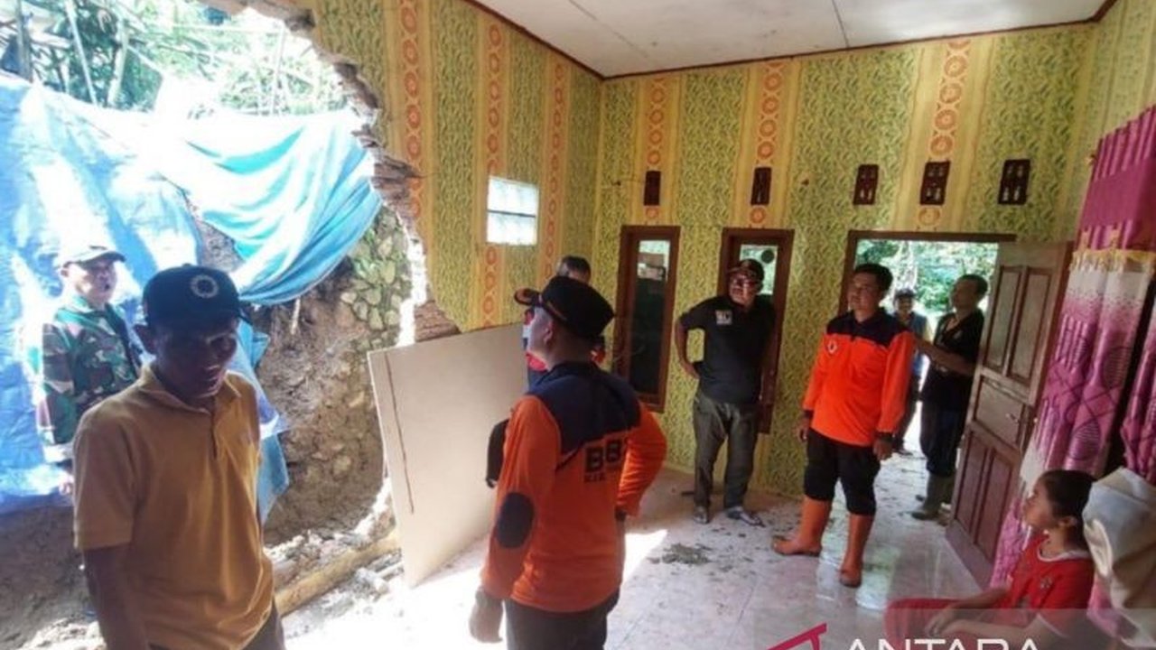 21 Bencana Dalam Dua Hari: BPBD Kuningan Siaga Tangani Longsor dan Angin Kencang